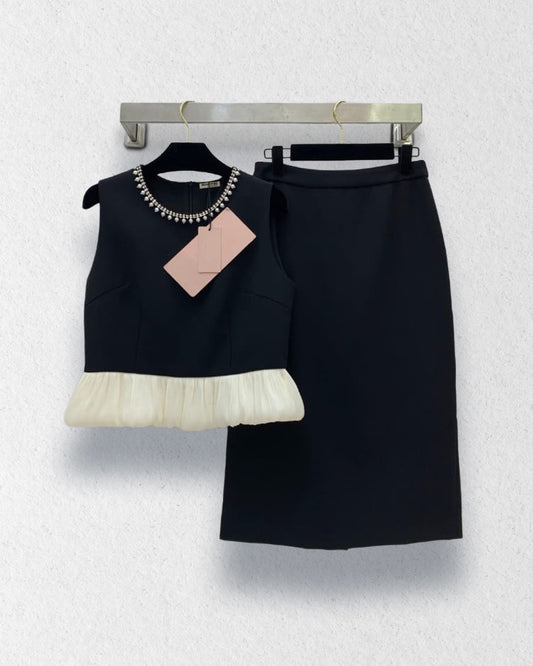 Blouse skirt set